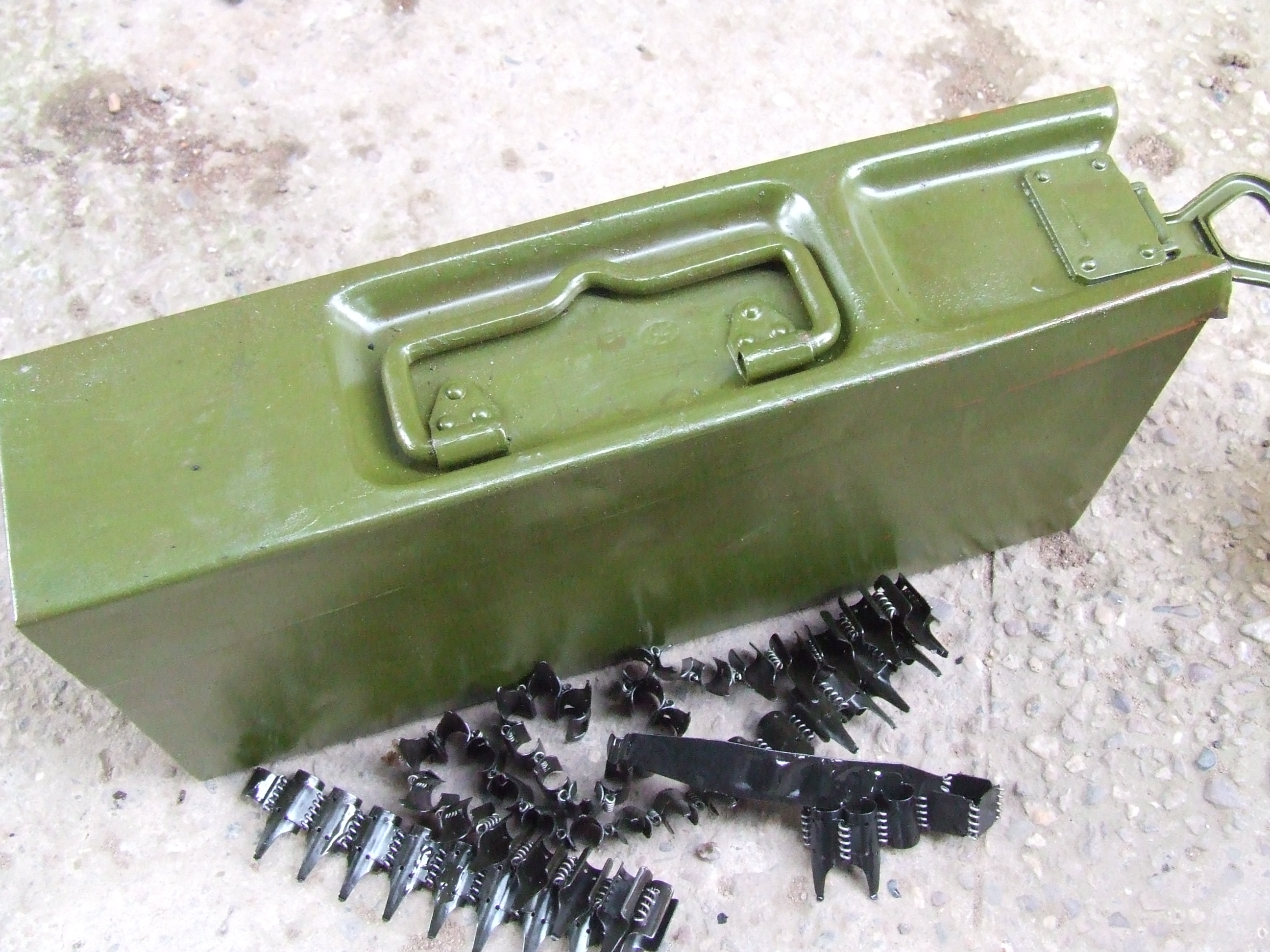 Mg34/ 42 Ammo Can & link