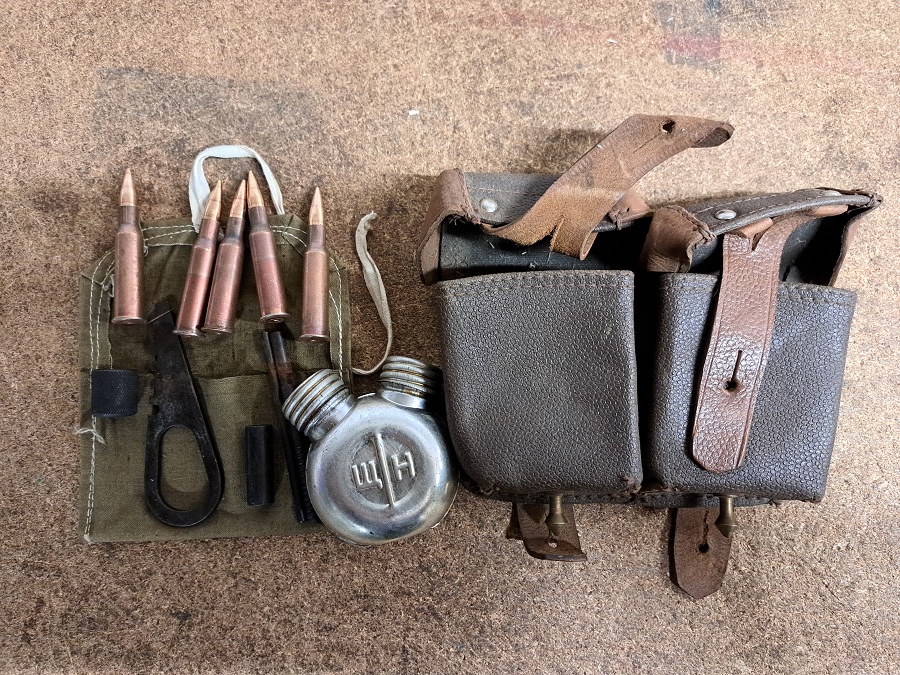 Russian Mosin Nagant Inert, ammo pouch & tool kit - Image 2