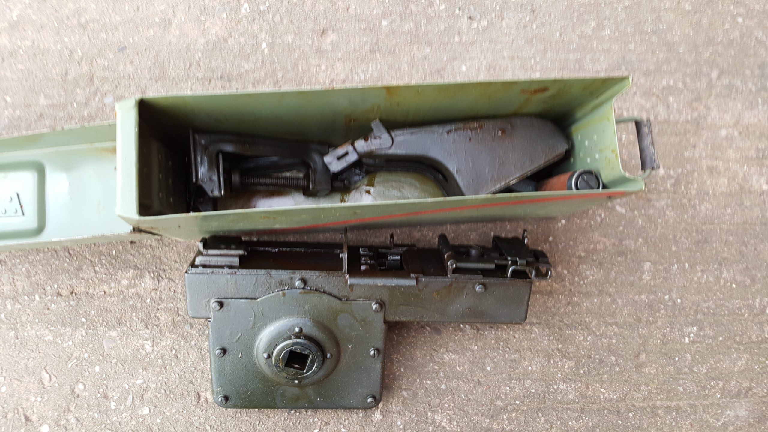 German MG34/42 Belt loader in case - Image 2