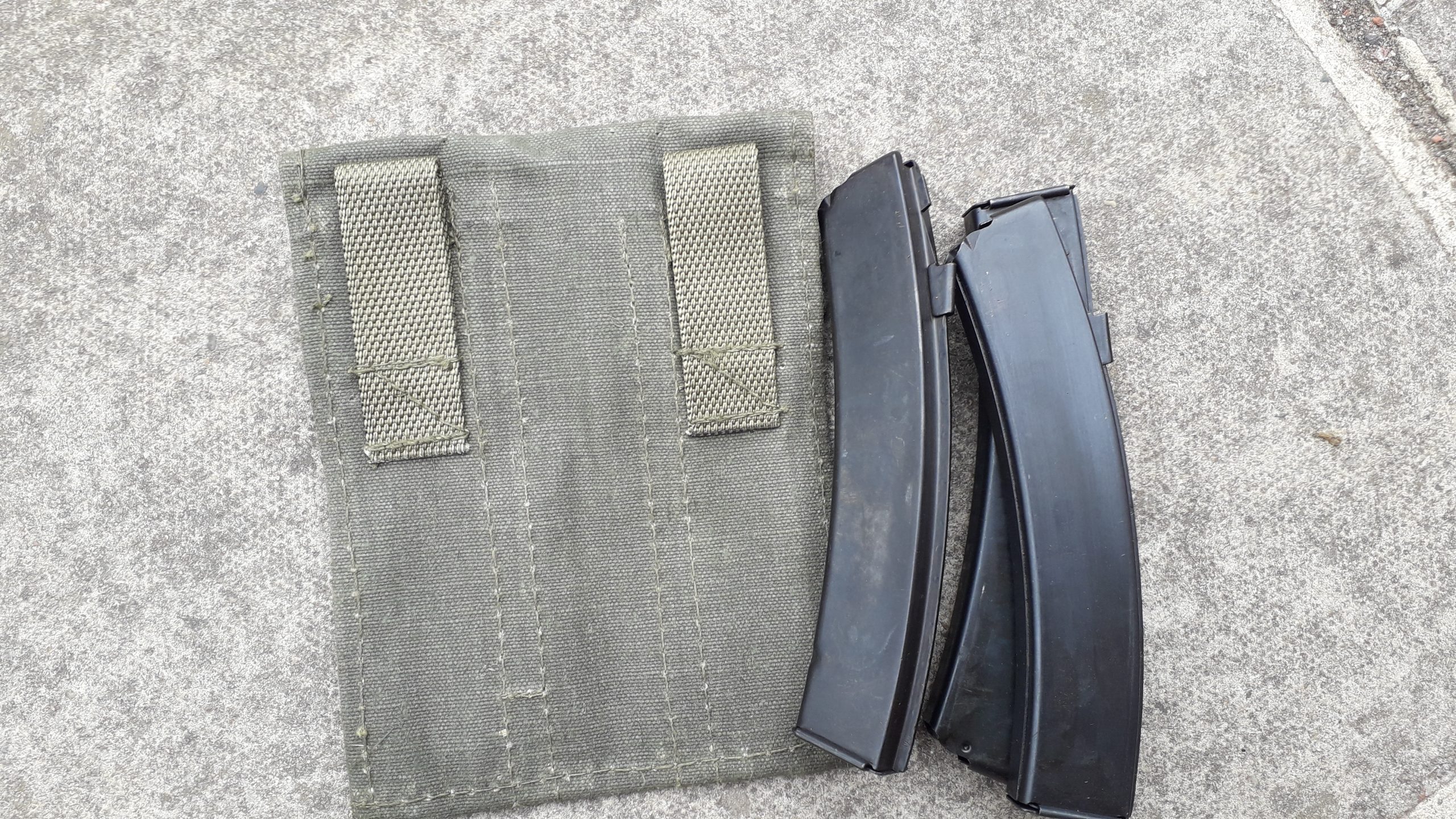 Russian PPS43 mags x 3 in canvas pouch. - Image 3