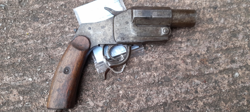 German 27mm Hebel Flare Pistol dated 1925 S/N 56861 - Image 5