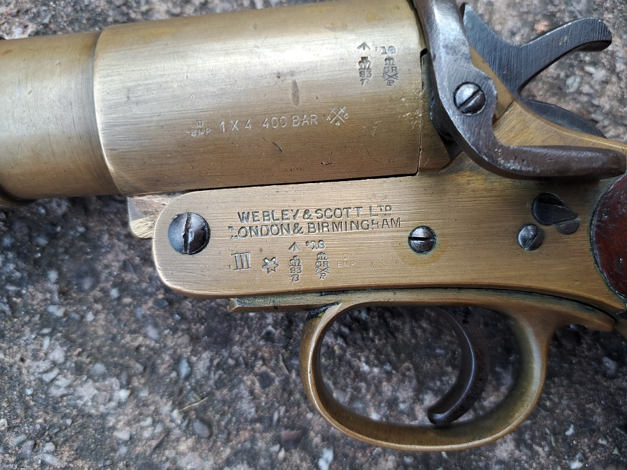 Webley & Scott WW1 Brass Flare pistol S/N105210 - Image 2