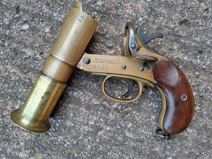 Webley & Scott WW1 Brass Flare pistol S/N105210 - Image 5