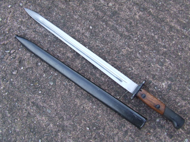 Mauser (Long) Bayonet & scabbard - Image 3