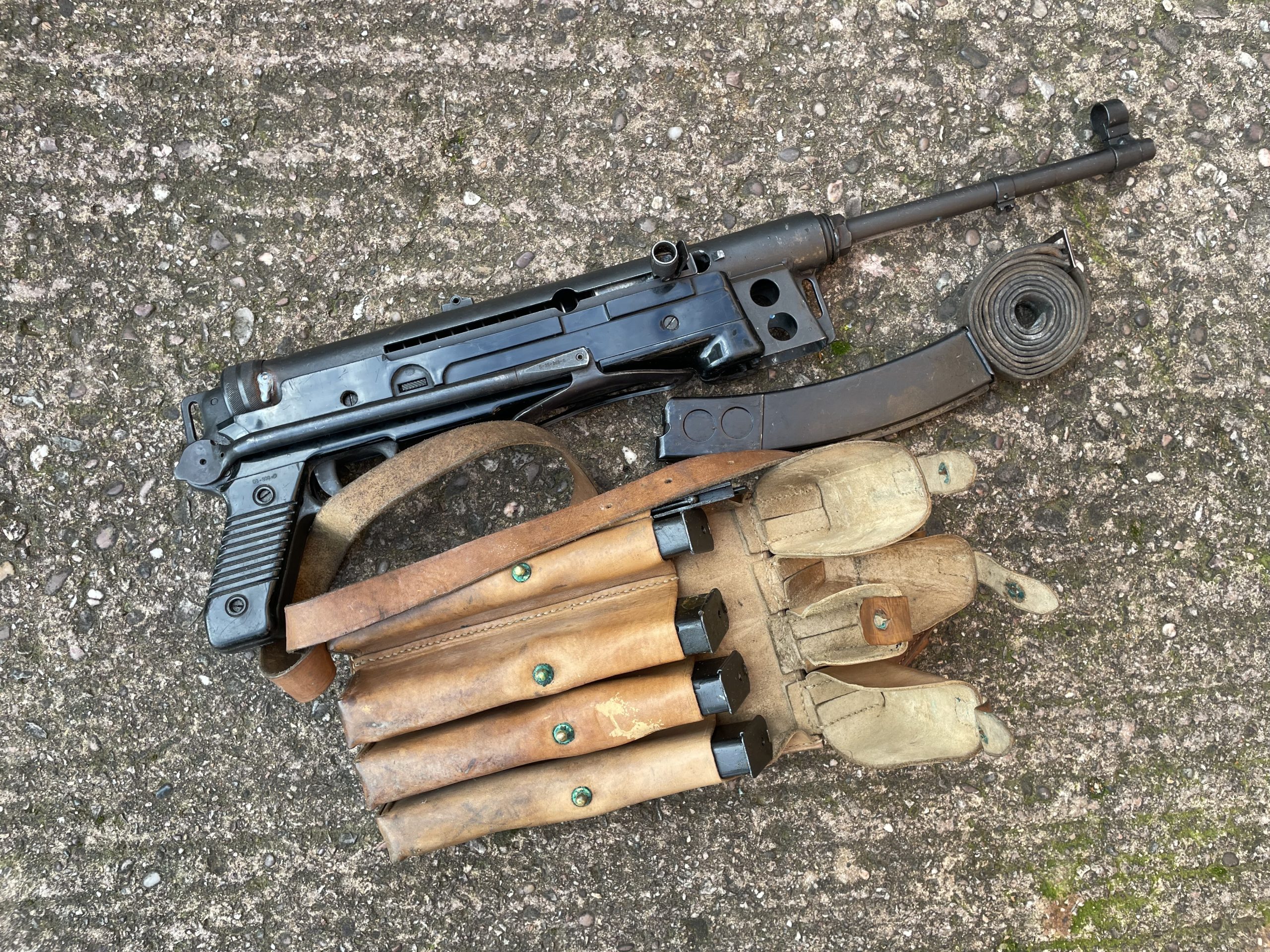 Yugo M56 smg & accessories - Image 3