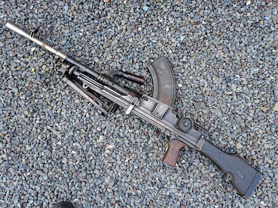 Bren MK1 Enfield mfg, Kings Crown dated 1940 S/N D209