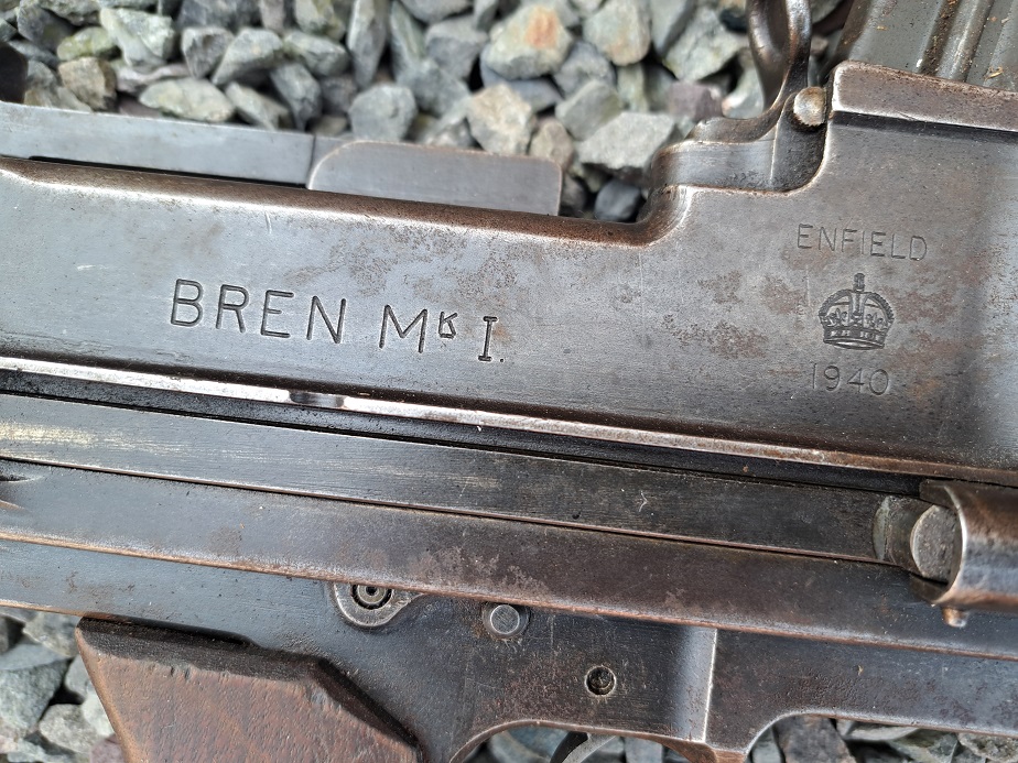 Bren MK1 Enfield mfg, Kings Crown dated 1940 S/N D209 - Image 3