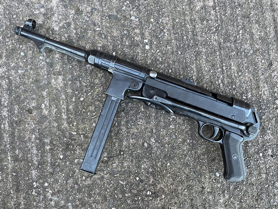 German MP40 Dated 1940 Matching Numbers - Image 3