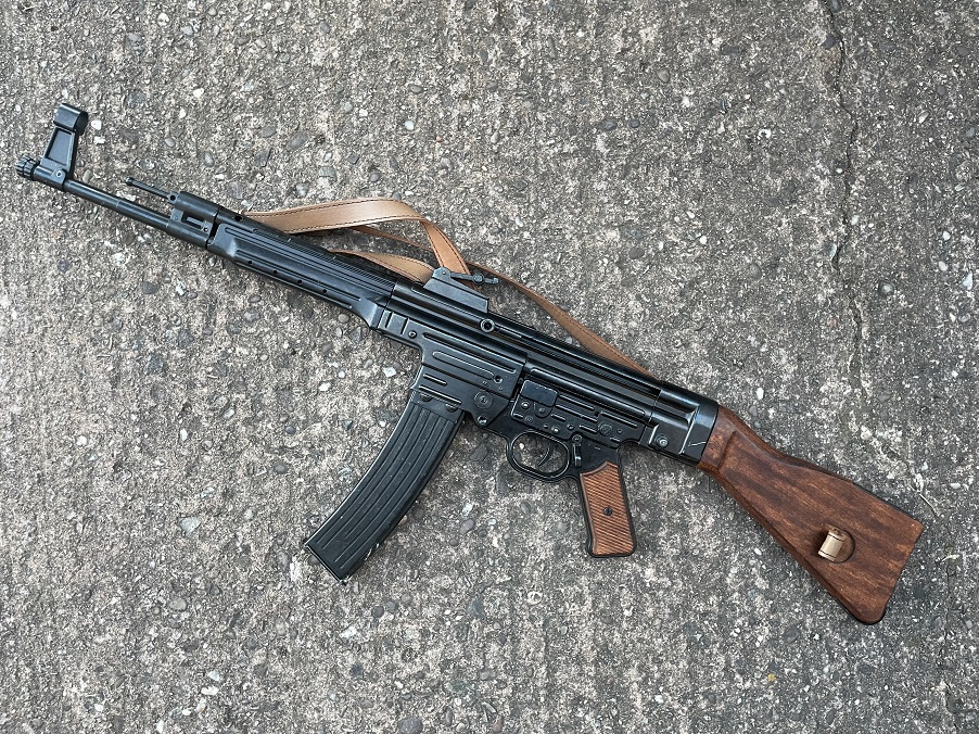 Denix Replica MP44 Assault Rifle