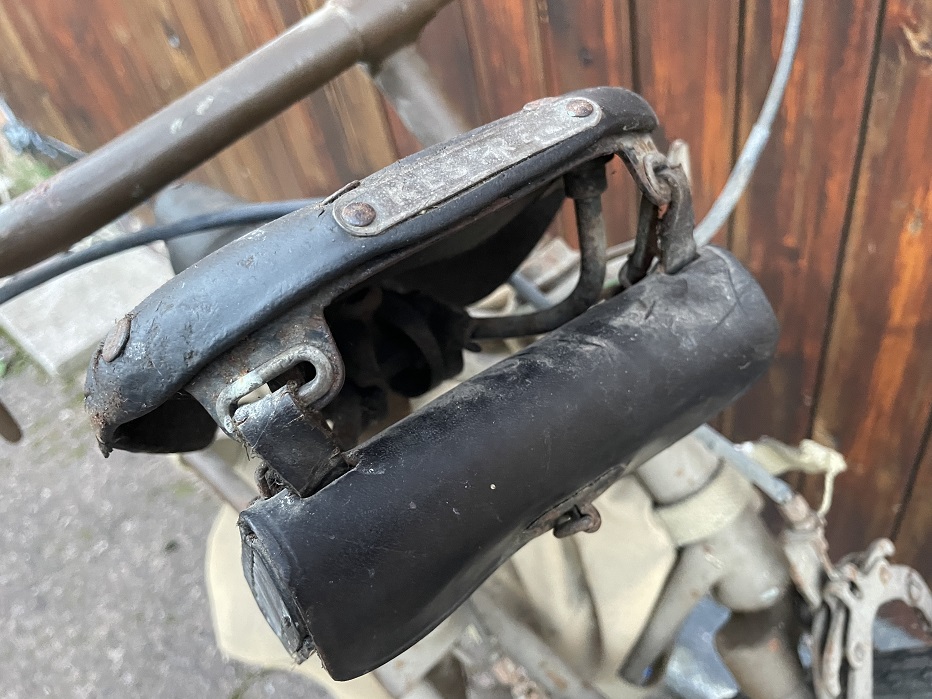 BSA Paratrooper Folding Bicycle #1 - Image 5